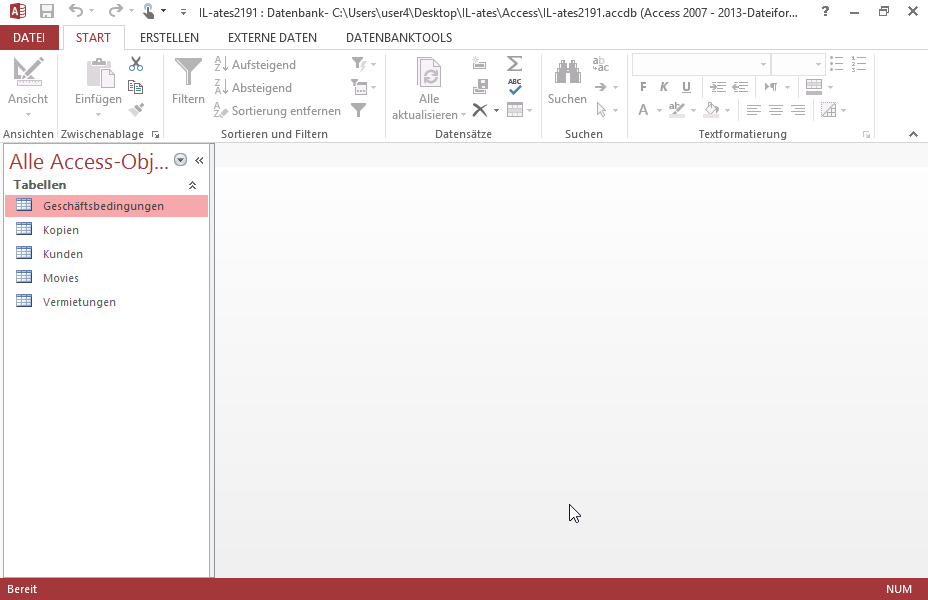 Erstellen Sie eine neue Tabelle mit folgenden Feldnamen und Felddatentypen:
Erstes Feld:Name: Aktivierung, Datentyp: Datum/Uhrzeit.
Zweites Feld:Name: Kosten, Datentyp: Währung.
Drittes Feld:Name: Anzahl, Datentyp: Zahl.
Speichern Sie die Tabelle unter dem Namen Gebühren und schließen Sie sie. Erstellen Sie eine neue Tabelle mit folgenden Feldnamen und Felddatentypen:
Erstes Feld:Name: Aktivierung, Datentyp: Datum/Uhrzeit.
Zweites Feld:Name: Kosten, Datentyp: Währung.
Drittes Feld:Name: Anzahl, Datentyp: Zahl.
Speichern Sie die Tabelle unter dem Namen Gebühren und schließen Sie sie.